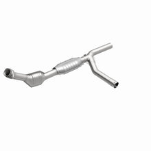 Load image into Gallery viewer, MagnaFlow Direct Fit Catalytic Converter 97-99 Ford Vans 4.6L