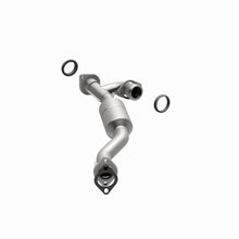 Load image into Gallery viewer, MagnaFlow Direct Fit Catalytic Converter 01-03 Montero 3L Passenger Side Front OEM
