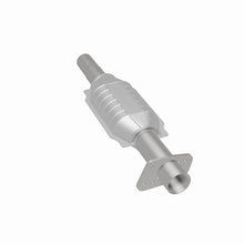 Load image into Gallery viewer, MagnaFlow Direct Fit Catalytic Converter Gm