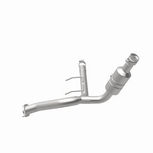 Load image into Gallery viewer, MagnaFlow Direct Fit Catalytic Converter 2009-2010 F-150 4.6 L Underbody