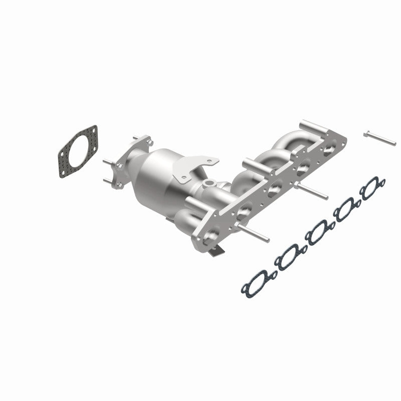 MagnaFlow Direct Fit Catalytic Converter 01-05 Volvo S60 2.4L / V70 2.4L