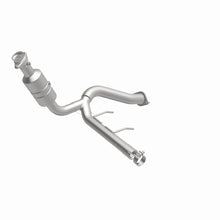 Load image into Gallery viewer, MagnaFlow Direct Fit Catalytic Converter 2009-2010 F-150 4.6 L Underbody