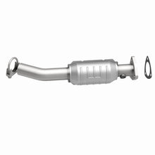 Load image into Gallery viewer, MagnaFlow Direct Fit Catalytic Converter 04-05 Suzuki Forenza 2.0L