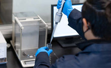 Load image into Gallery viewer, MagnaFlow Universal Catalytic Converter 2.25inch OBDII Rear