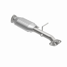 Load image into Gallery viewer, MagnaFlow Direct Fit Catalytic Converter 98-00 Kia Sportage