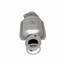Load image into Gallery viewer, MagnaFlow Direct Fit Catalytic Converter 95-97 Toyota Land Cruiser 4.5L