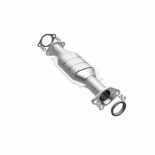 Load image into Gallery viewer, MagnaFlow Direct Fit Catalytic Converter 01-02 Montero 3.5L Rear