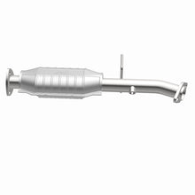 Load image into Gallery viewer, MagnaFlow Direct Fit Catalytic Converter 98-00 Kia Sportage