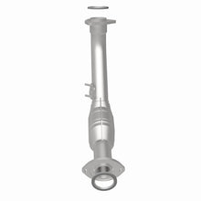 Load image into Gallery viewer, MagnaFlow Direct Fit Catalytic Converter 02-04 Tacoma 2.4L Front