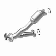Load image into Gallery viewer, MagnaFlow DF Cat Conv 99-03 Lexus/Toyota RX300/Highlander Truck 3.0L Passgr Sde *NOT FOR SALE IN CA*