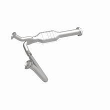 Load image into Gallery viewer, MagnaFlow Direct Fit Catalytic Converter 1995 Chevrolet G10/G20/G30 4.3L/5.0L/5.7L