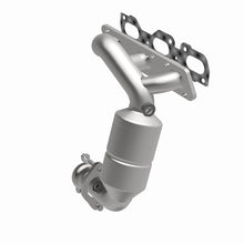 Load image into Gallery viewer, MagnaFlow Direct Fit Catalytic Converter 01-06 Escape 3.0 with oil