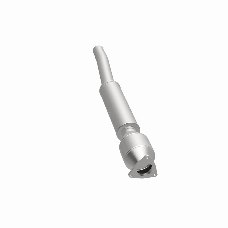 MagnaFlow Direct Fit Catalytic Converter 04/06 VW Phaeton 4.2L Rear Passenger Side