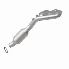 Load image into Gallery viewer, MagnaFlow Direct Fit Catalytic Conv California Grade 06-09 Lexus IS250 2.5L / 06-13 Lexus IS350 3.5L