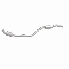 Load image into Gallery viewer, MagnaFlow Direct Fit Catalytic Converter OEM 2007 Mercedes-Benz E350 Underbody - 67.5in Length