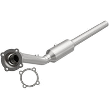 Load image into Gallery viewer, MagnaFlow Direct Fit Catalytic Converter 2003 Volkswagen Golf 1.8L