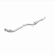 Load image into Gallery viewer, MagnaFlow Direct Fit Catalytic Converter 2013-2017 SL550 V8 4.6 OEM Underbody