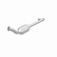 Load image into Gallery viewer, MagnaFlow Direct Fit Catalytic Converter 04-05 Dodge Ram 1500 Pickup 5.7L D/S