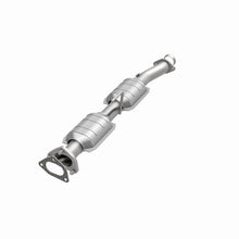 Load image into Gallery viewer, MagnaFlow DF Cat. Conv 98-00 Ford Ranger 4.0L/3.0L Rear / 98-00 Mazda B300 3.0L / B4000 4.0L Rear