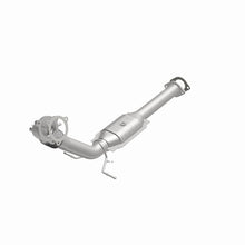 Load image into Gallery viewer, MagnaFlow Direct Fit Catalytic Conv Volvo 05-09 S60 2.4L/2.5L Turbo / 04-06 S80 Turbo/05-07 V70 2.5L
