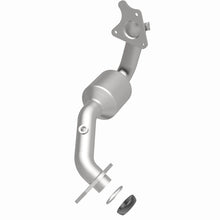 Load image into Gallery viewer, MagnaFlow Direct Fit Catalytic Converter 2015 Juke L4 1.6L OEM