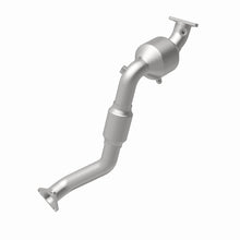 Load image into Gallery viewer, MagnaFlow Direct Fit Catalytic Converter 2007-2010 Q7 V6 3.6 OEM Underbody