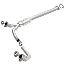Load image into Gallery viewer, MagnaFlow Direct Fit Catalytic Converter 00-02 Chevy Van 4.3L/5.0L