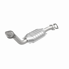 Load image into Gallery viewer, MagnaFlow Direct Fit Catalytic Converter Ford-Lincoln-Mercury 9