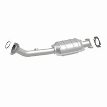 Load image into Gallery viewer, MagnaFlow DF Catalytic Conv 01-02 Infiniti QX4 3.5L / 01/02/04 Nissan Pathfinder 3.5L (California)