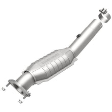 Load image into Gallery viewer, MagnaFlow Direct Fit Catalytic Converter GM 01-02 2500 Passenger Side 6L