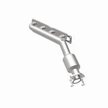 Load image into Gallery viewer, MagnaFlow Direct Fit Catalytic Converter 07 Titan 5.6L D/S manif OEM