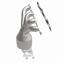 Load image into Gallery viewer, MagnaFlow Direct Fit Catalytic Converter 01-02 Kia Rio 1.5L