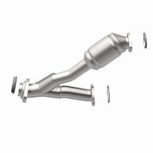 Load image into Gallery viewer, MagnaFlow DF Cat Conv 99-03 Lexus/Toyota RX300/Highlander Truck 3.0L Passgr Sde *NOT FOR SALE IN CA*