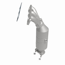 Load image into Gallery viewer, MagnaFlow Direct Fit Catalytic Converter 04-05 Suzuki Verona 2.5L
