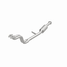 Load image into Gallery viewer, MagnaFlow Direct Fit Catalytic Converter Alfa Romero 82 91