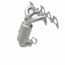 Load image into Gallery viewer, MagnaFlow DF Cat Conv 07-11 Chrysler Sebring 2.7L Rr Manifold/08-10 Dodge Avenger 2.7L Rear Manifold