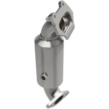 Load image into Gallery viewer, MagnaFlow Direct Fit Catalytic Converter 17-18 Chrysler Pacifica 3.6L