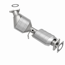 Load image into Gallery viewer, MagnaFlow Direct Fit Catalytic Converter 03-04 350Z/G35 Couple Passenger Side