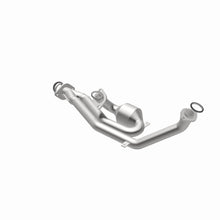 Load image into Gallery viewer, MagnaFlow Direct Fit Catalytic Converter 01-03 Toyota Sienna 3.0L fr