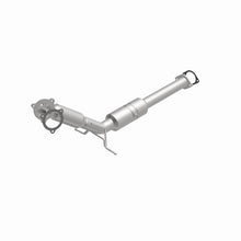 Load image into Gallery viewer, MagnaFlow Direct Fit Catalytic Conv Volvo 02-04 S60 2.3L/S60 2.4L Turbo / 02-04 V70 2.3L/2.4L Turbo