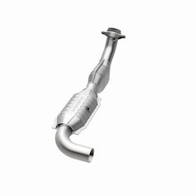 Load image into Gallery viewer, MagnaFlow Direct Fit Catalytic Converter 00-01 Ford F-150 4.6L 2wd