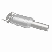 Load image into Gallery viewer, MagnaFlow Direct Fit Catalytic Converter Gm
