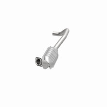 Load image into Gallery viewer, MagnaFlow Direct Fit Catalytic Converter 04-05 Dodge Ram 1500 Pickup 5.7L D/S