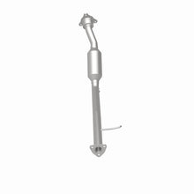 Load image into Gallery viewer, MagnaFlow Direct Fit Catalytic Converter 2002 Saturn VUE 2.2L