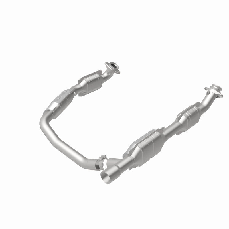 MagnaFlow Direct Fit Catalytic Converter 06 Ford E350 Van 5.4L