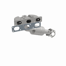 Load image into Gallery viewer, MagnaFlow Direct Fit Catalytic Converter BMW 5 04-05 Rear Mani