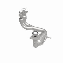 Load image into Gallery viewer, MagnaFlow Direct Fit Catalytic Converter OEM Grade 00-05 Toyota MR2 Spyder 1.8L Rear