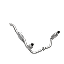 Load image into Gallery viewer, MagnaFlow Direct Fit Catalytic Converter 00-03 Dakota 4.7L