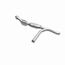 Load image into Gallery viewer, MagnaFlow Direct Fit Catalytic Converter 01 Ford F-150 4.2L