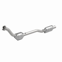 Load image into Gallery viewer, MagnaFlow Direct Fit Catalytic Converter 99-01 Ford Explorer 5.0L